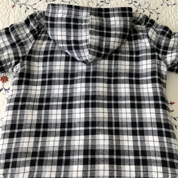 Hooded Sherpa Lined Flannel - Picture 6 of 7